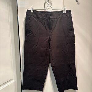 Black cropped capri pants, size 10